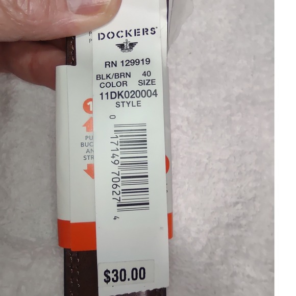 Dockers Mens Reversible Belt Black Brown Twist Style Size 40 NEW‎ - Picture 3 of 5